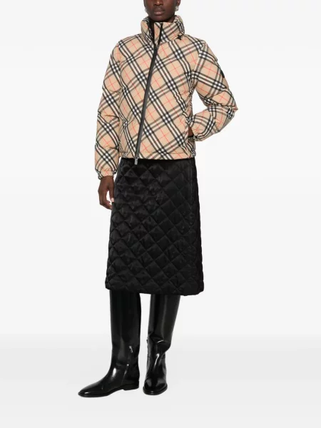 Geacă cu puf Burberry în carouri