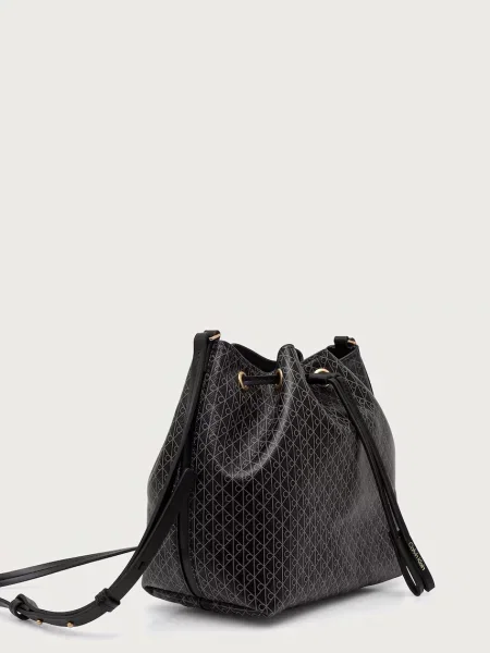 Geantă Calvin Klein Emblem Aop Drawstring Bucket negru
