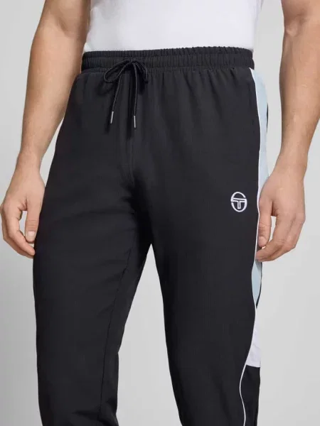 Spodnie dresowe z wyhaftowanym logo model CASPIO' Sergio Tacchini czarny