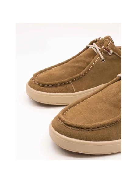 Pantofi Natural World maro