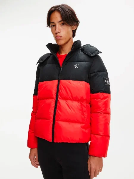 Jakna Calvin Klein črna