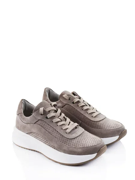 Замшевые кроссовки Derisan бежевые