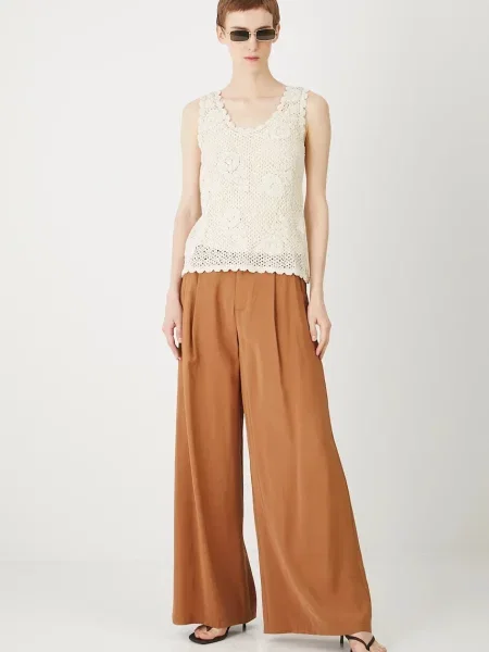 Топ Medicine бежевий