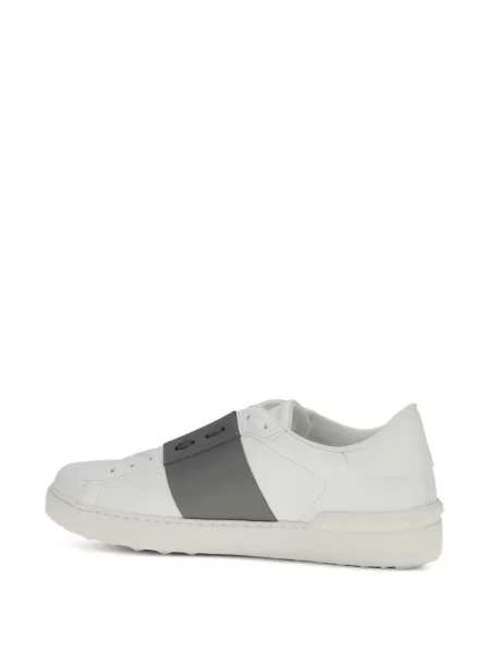 Δερμάτινα ριγέ sneakers Valentino Garavani με καρφιά λευκό