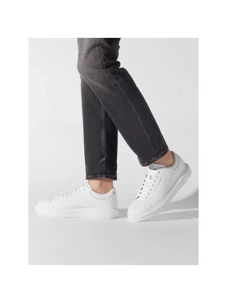 Armani Exchange Sportcipő fehér