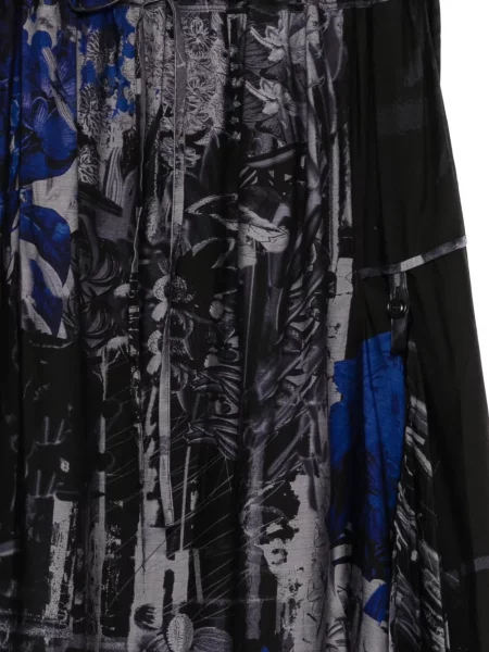 Fustă Y's cu model floral cu imagine asimetrică negru