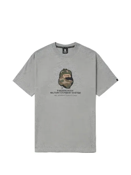 Tricou Fingercroxx cu aplicații cu model camuflaj gri