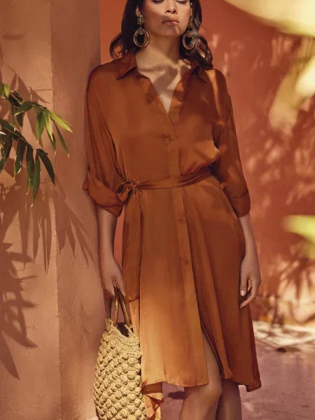 Пляжное платье-рубашка на помаранчева