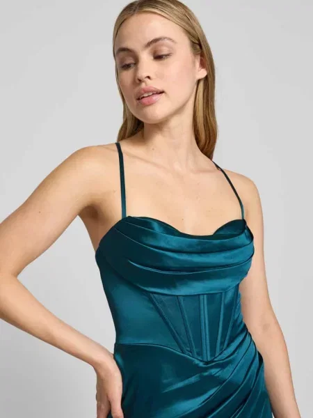 Sukienka wieczorowa z satyny z rozcięciem i wiązaniem z tyłu Luxuar Fashion
