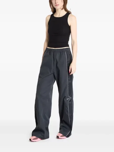 Top sport Nike din fleece plisat fără mâneci alb