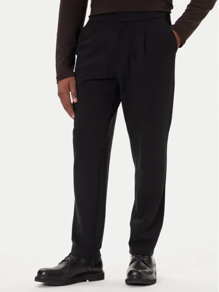 Панталон Calvin Klein мъжки с кройка по тялото черно