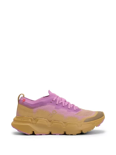 Sneakerși On
