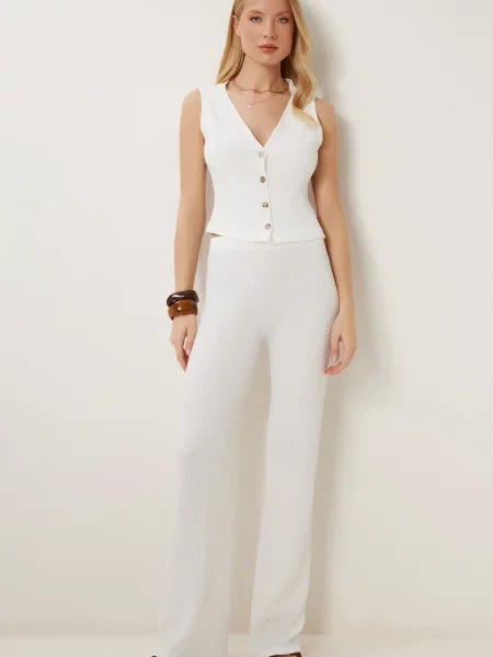 Happiness İstanbul Costum cu pantaloni alb