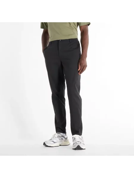 Spodnie New Balance – czarne