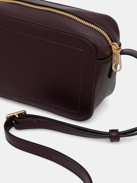 Calvin Klein keresztpántos táska női műbőr lila