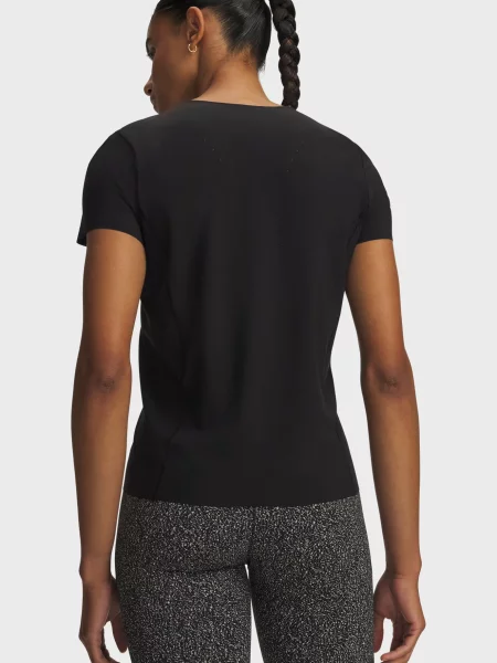 Короткая футболка Under Armour с коротким рукавом черная