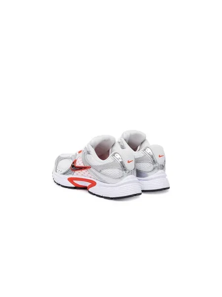 Nike Sportswear Nízke tenisky červená / čierna / strieborná / biela sivá