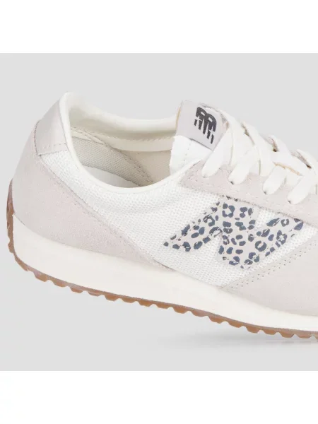 Pantofi New Balance bej