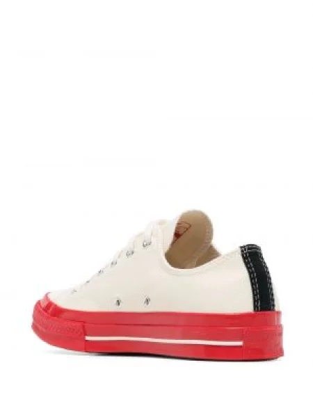Tenisky Comme Des Garçons Play X Converse se srdcovým vzorem červené