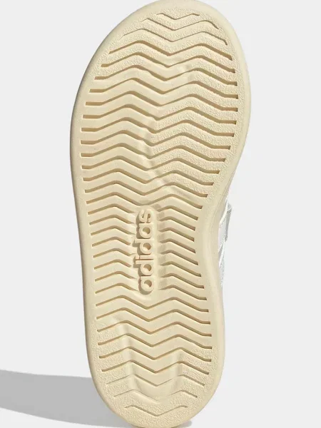 Детские кроссовки Adidas