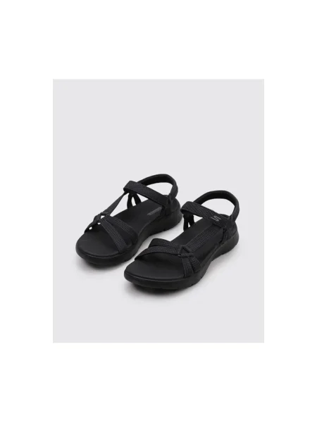 Sandále Skechers čierna