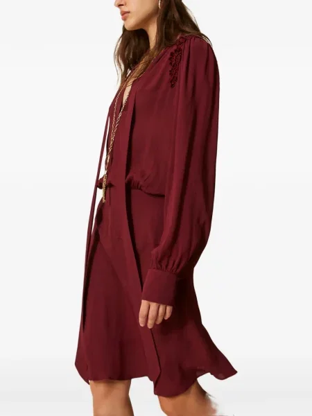 Scurt rochie Twinset cu broderie roșu