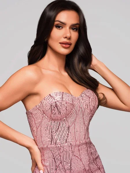 Rochie de seară Edoti de costum roz