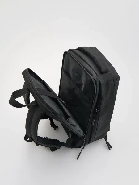 Рюкзак Reserved черный