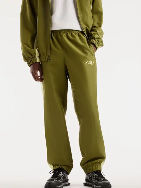 Спортивные штаны New Balance зеленые