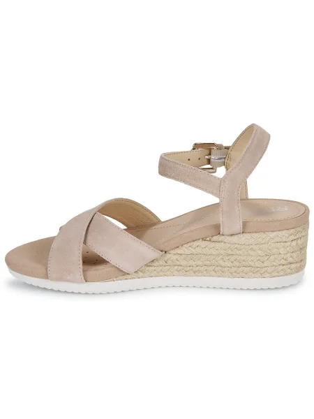Pantofi Geox din piele bej