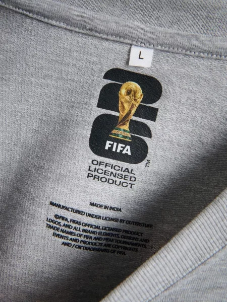 Reserved Футболка FIFA World Cup світло-сірий сіра