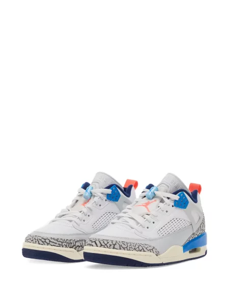 Sneakerși Jordan alb