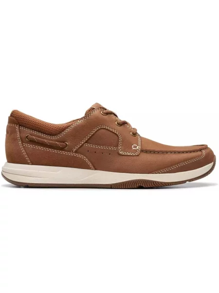 Pantofi Clarks din dantelă maro