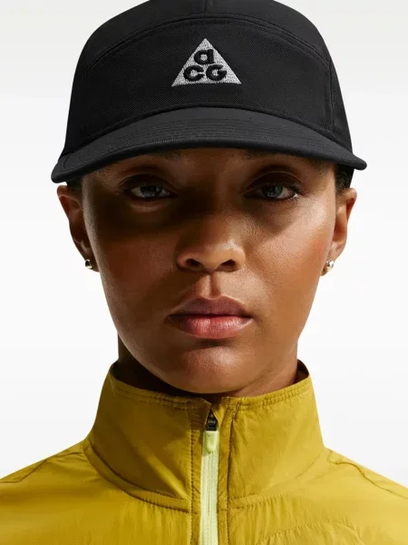 Nike ACG: All Conditions Gear Nike ACG All Conditions Gear шапка с козирка ACG Fly черно