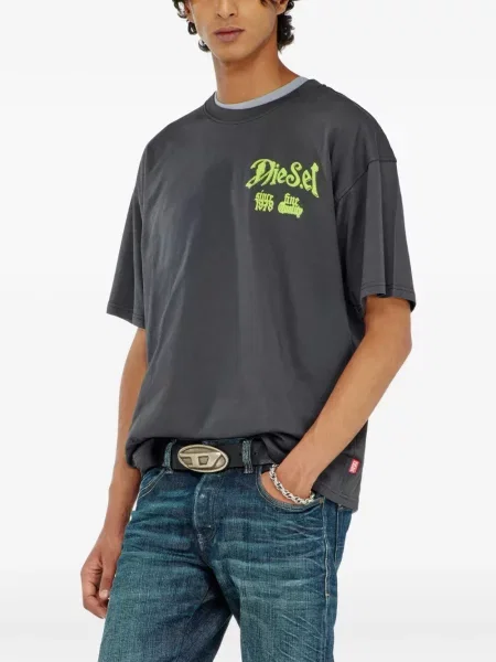 Tricou Diesel gri