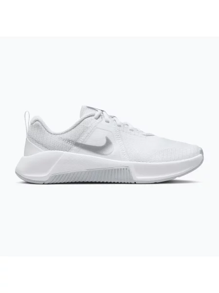 Női edzőcipő Nike MC Trainer 3 white/photon dust/metallic platinum MC Trainer 3 fehér