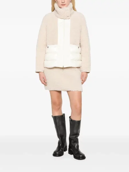 Scurt geacă cu puf Moncler cu glugă