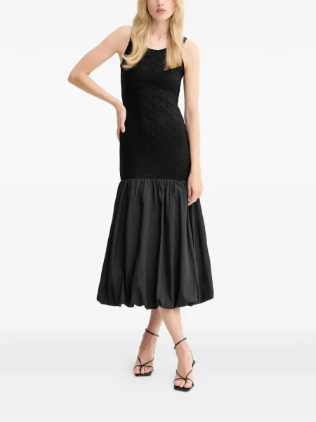 Rochie midi Bardot cu model floral până la genunchi de costum negru