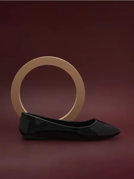 Балетки чорний