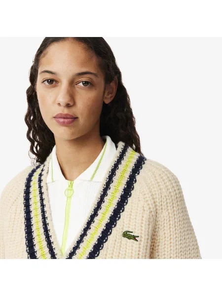 Lacoste Wełniany Sweter Z Dekoltem V Z Blokadą Koloru Relaxed Fit Kremowy Kremowy