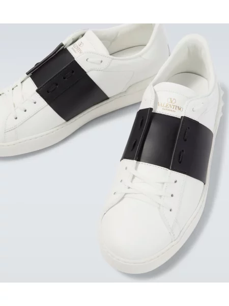 Sneakerși Valentino Garavani din piele alb