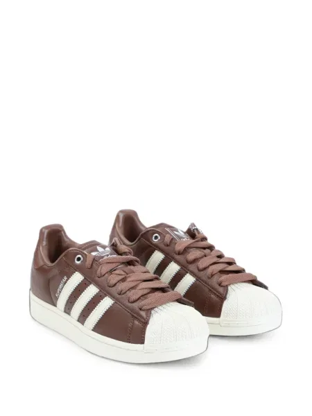 Sneakerși Adidas Superstar cu șireturi din dantelă maro