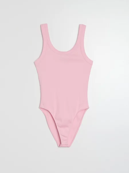 Боді на бретелях рожевий