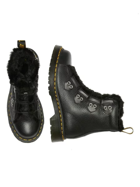 Кожаные утепленные ботинки Dr. Martens на платформе черные