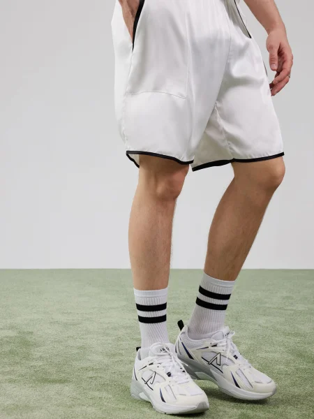 ABOUT YOU x Rewinside Pantaloni ARAS / negru alb