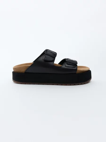 Кожаные шлепанцы Emmelie Delage черные