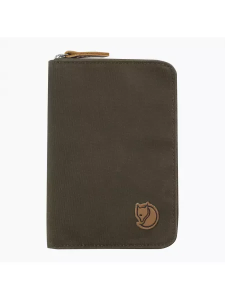 Портфейл Fjällräven Passport Wallet dark olive зелено