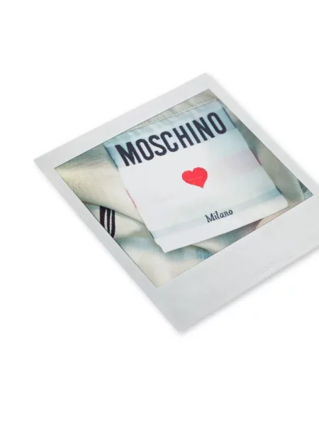 Brosa Moschino cu imagine argintiu