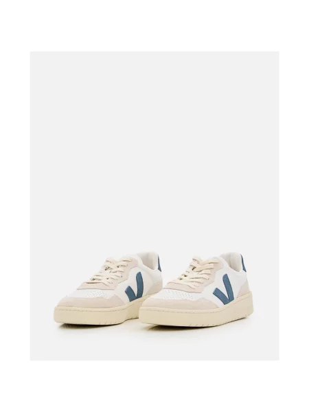 Sneakersy Veja z logo zamszowe białe