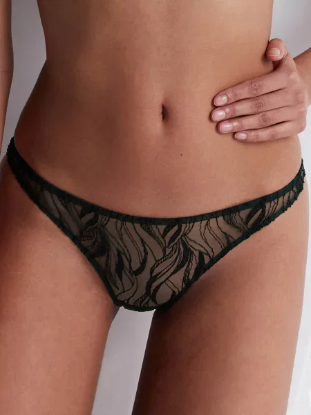 Женские трусики слип с низкой посадкой бежеві